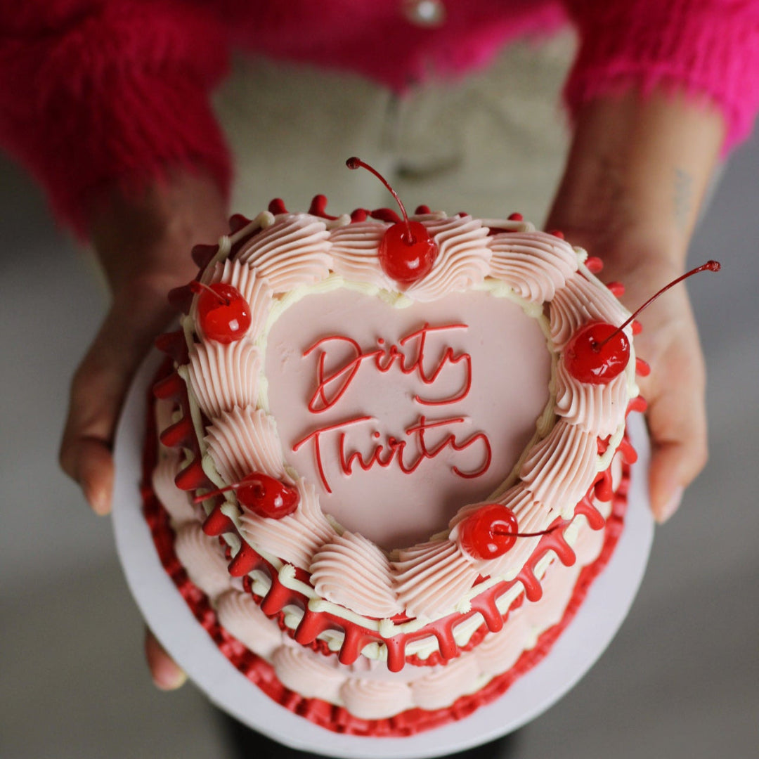 THE QUEEN (100% customizable)