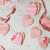 Favor cookies - a great way to give something for your guests to take home. Either on your wedding day, birthday, PR event or a baby shower. Customize the colors, shape and wrapping