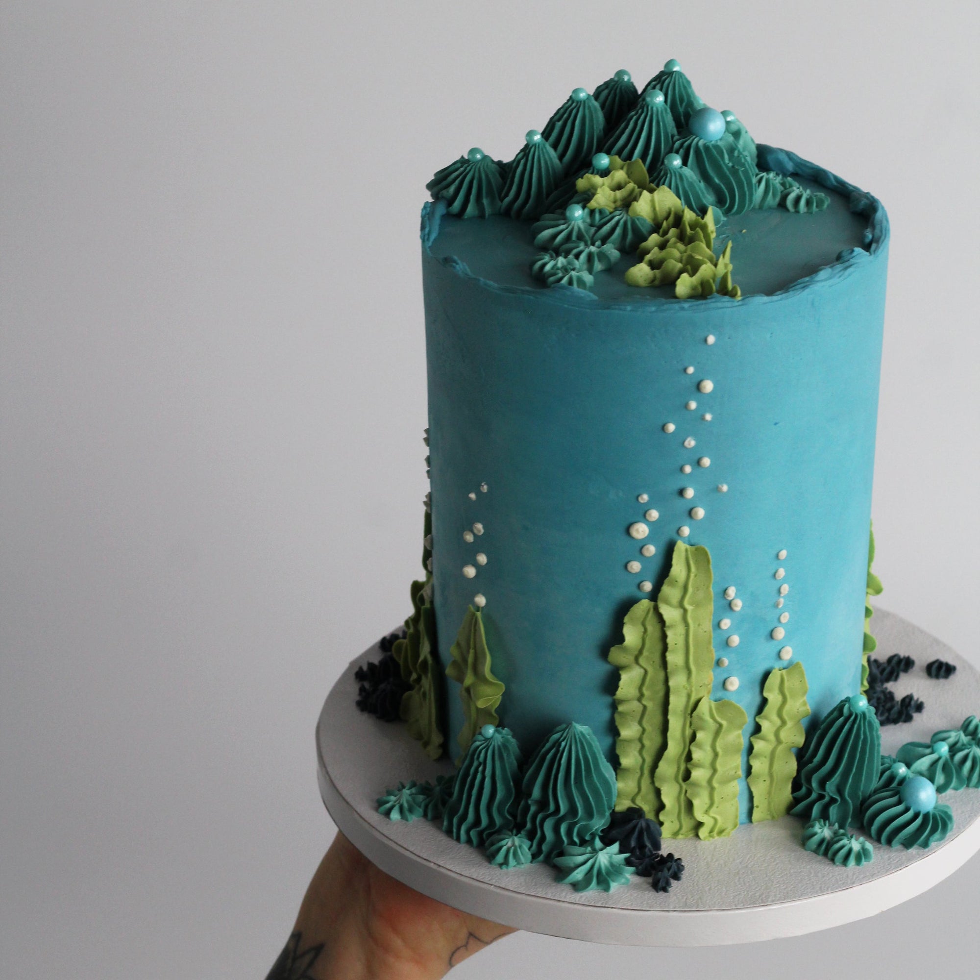 Under the sea birthday cake for that kid that just loves water, fish and everthing magical!