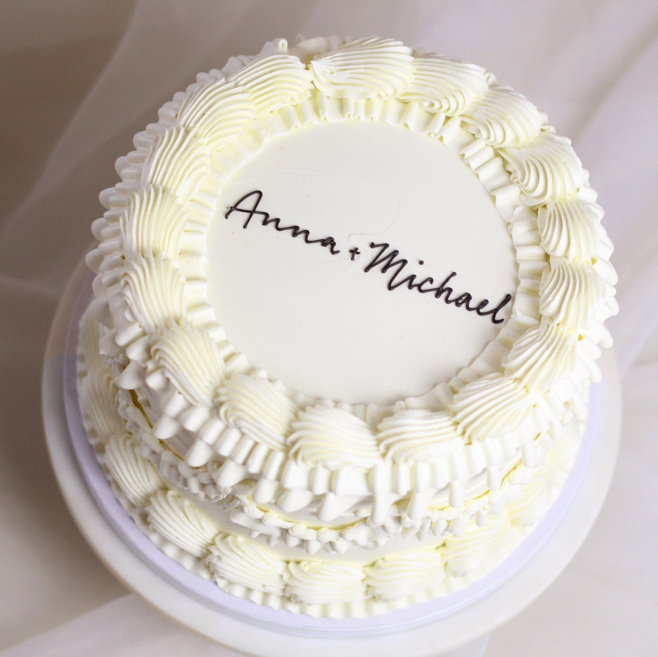 Your go-to vintage style cake studio! Meet our WHITE frill cake - bake this birthday babe - your own!