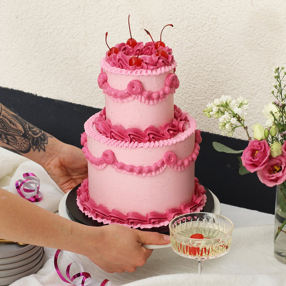 Vintage cake - single tier or double?