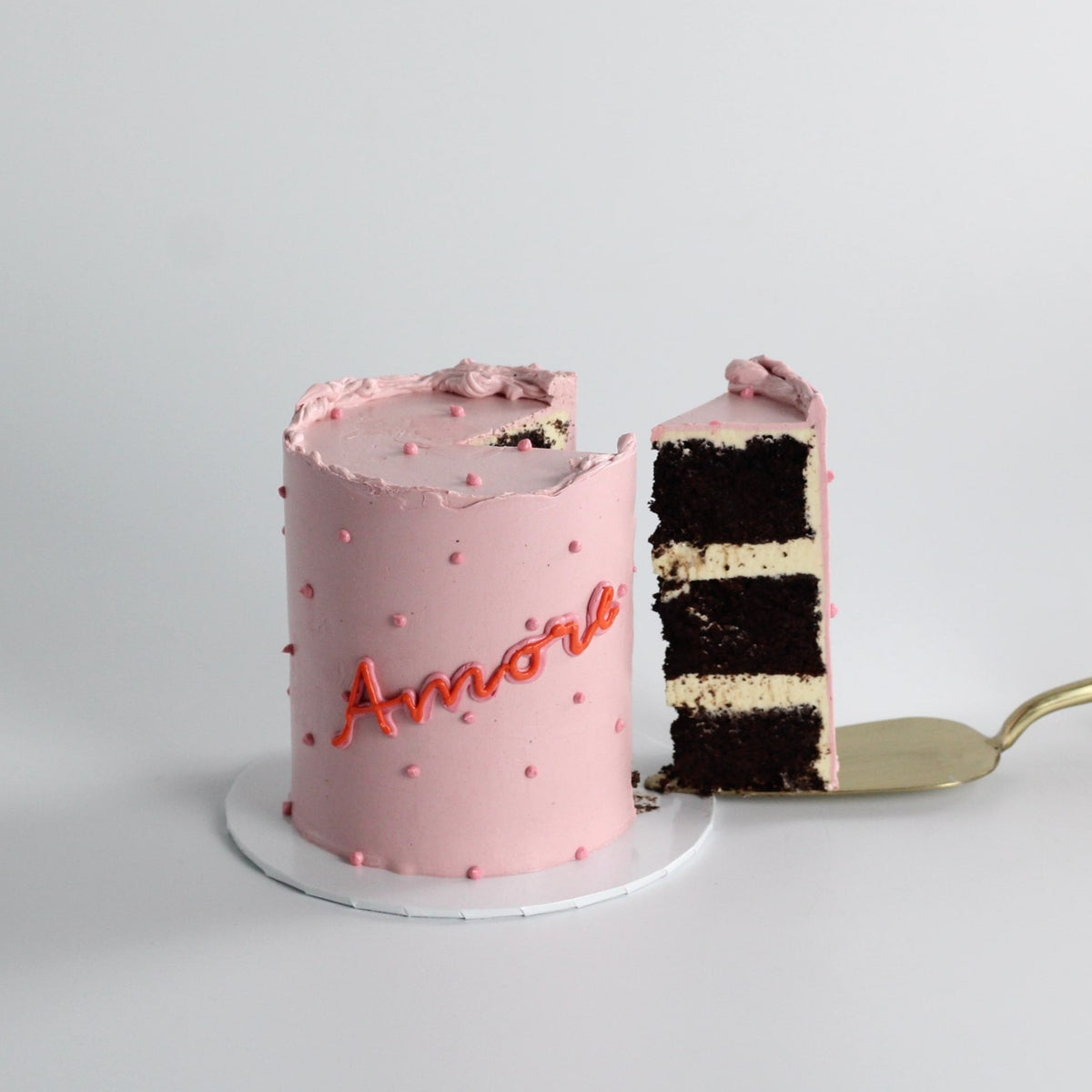 MINI PINK AMORE CAKE - Chocolate &amp; Peanut butter